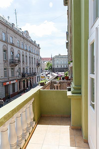 Apartment Vozle Teatra Opery I Baleta Lviv Ngoại thất bức ảnh